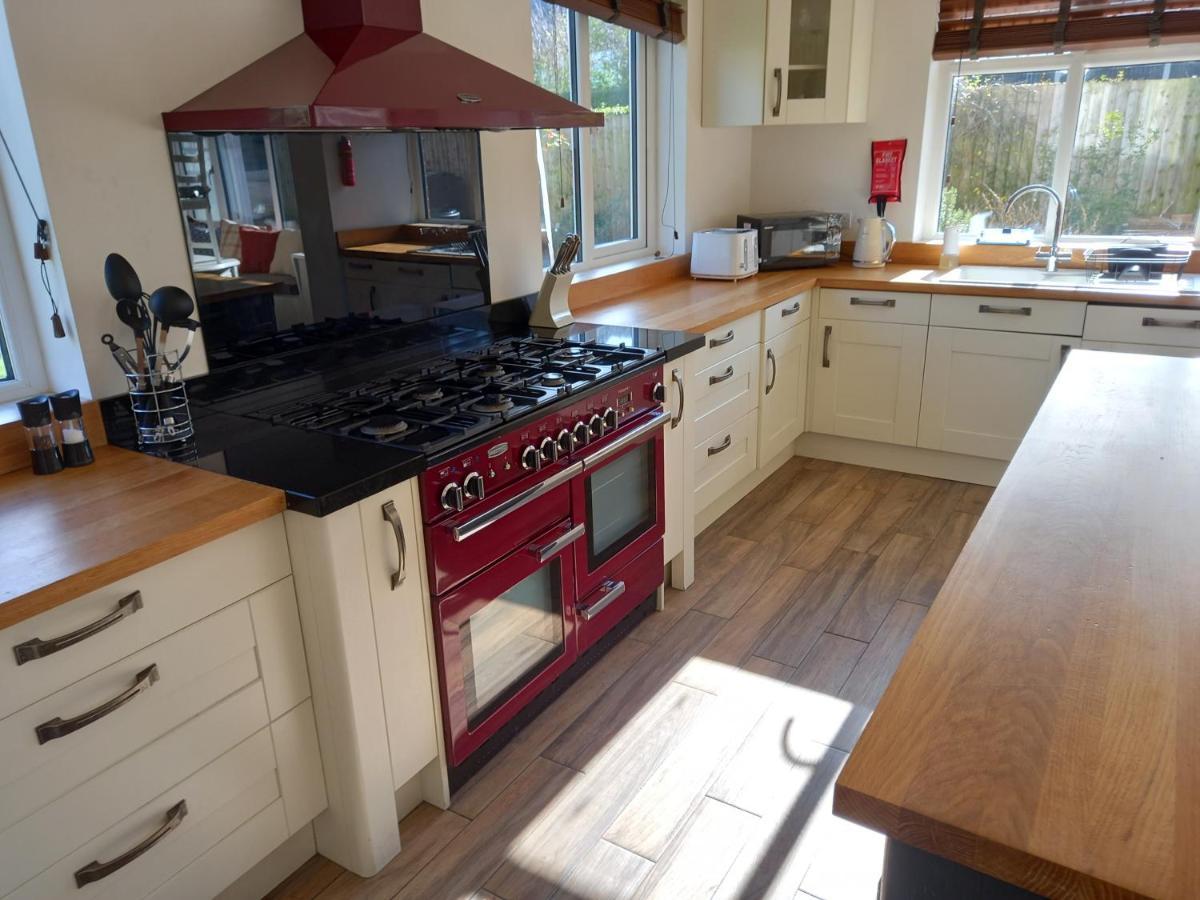 Vila Grange Croft Ben Rhydding Exteriér fotografie